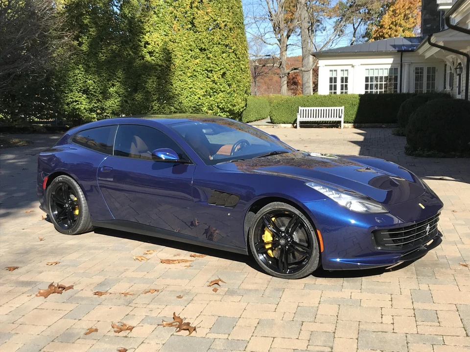 2017 Ferrari GTC4Lusso - Image 7 of 31