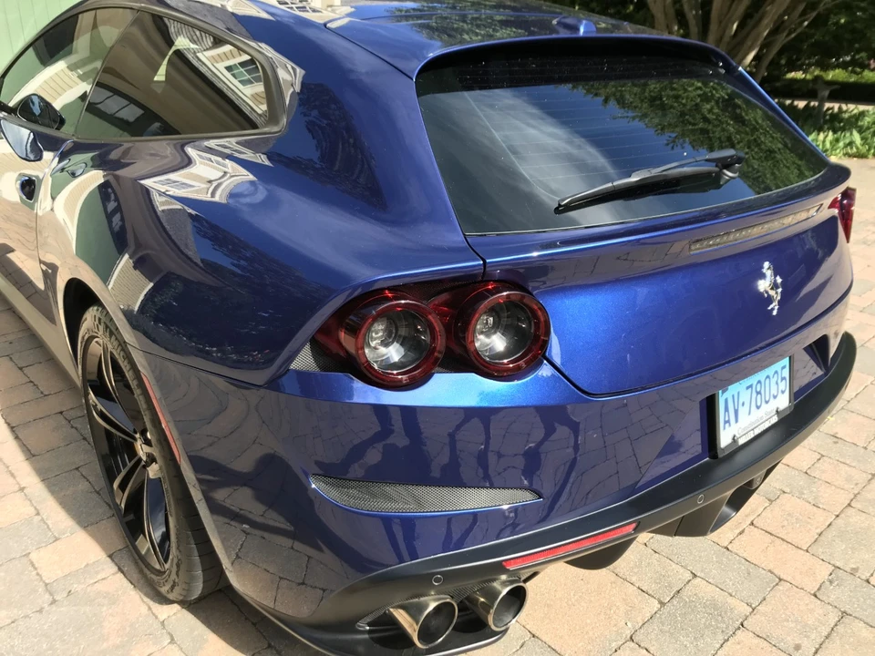 2017 Ferrari GTC4Lusso - Image 23 of 31