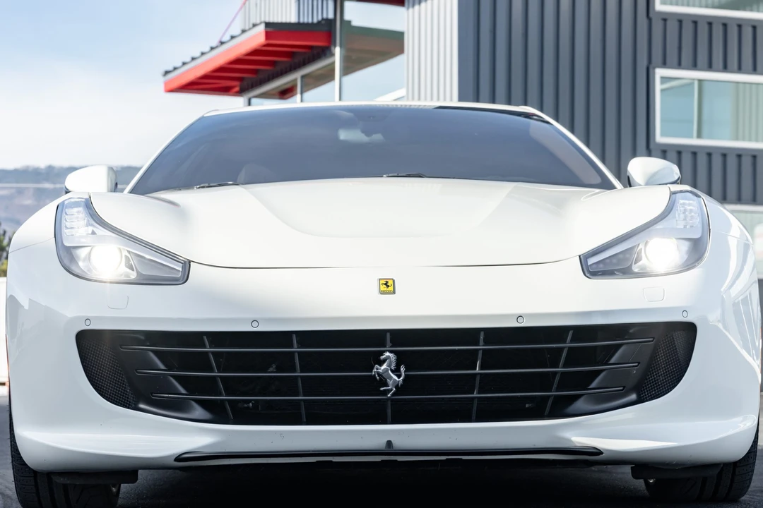 2017 Ferrari GTC4Lusso - Image 19 of 31