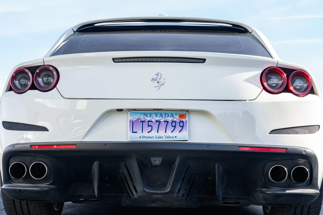 2017 Ferrari GTC4Lusso - Image 28 of 31