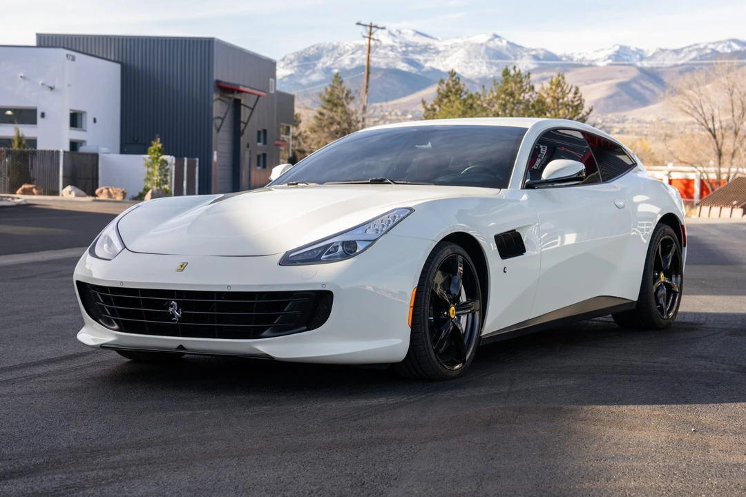 2017 Ferrari GTC4Lusso - Image 3 of 31