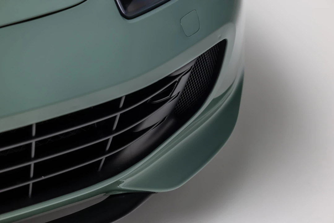 2017 Ferrari GTC4Lusso - Image 25 of 31