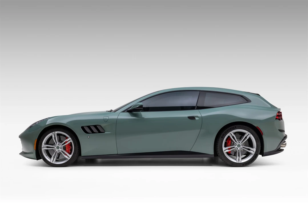 2017 Ferrari GTC4Lusso - Image 16 of 31