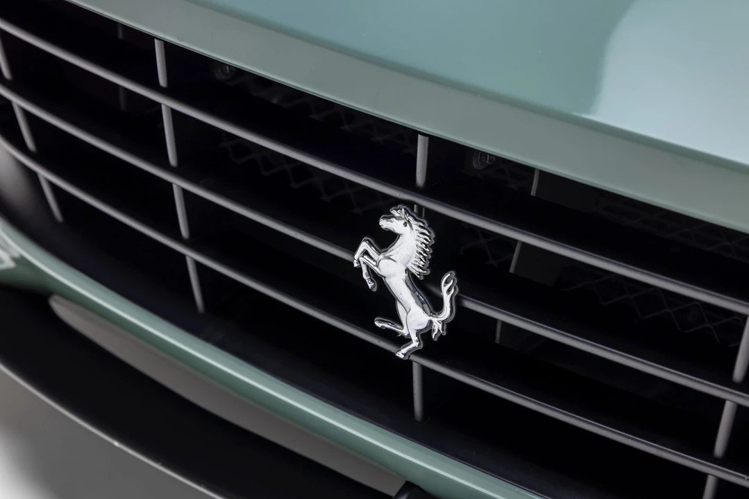 2017 Ferrari GTC4Lusso - Image 23 of 31