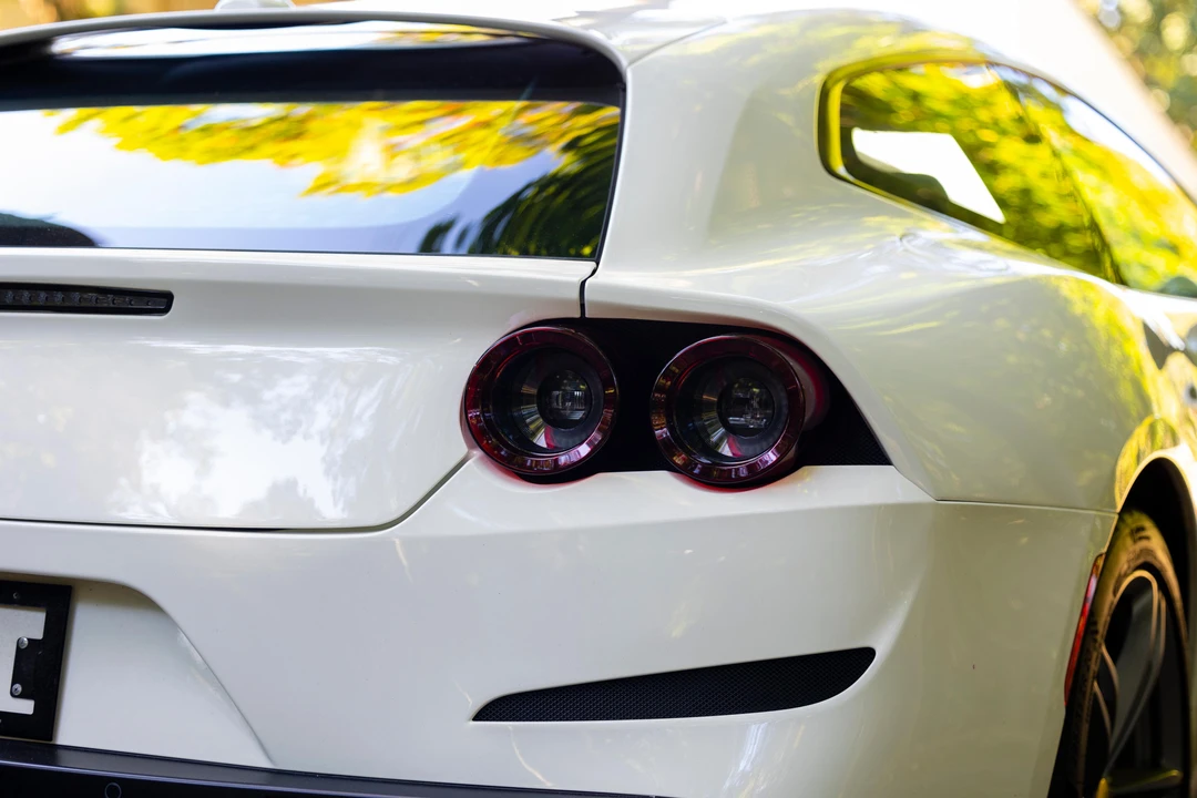 2017 Ferrari GTC4Lusso - Image 30 of 31