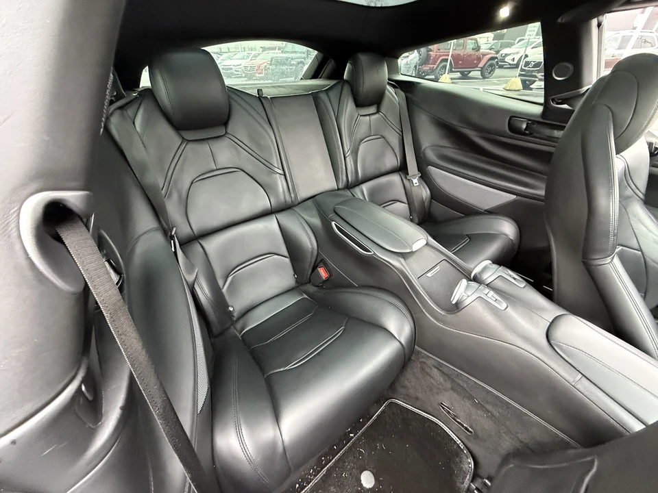2017 Ferrari GTC4Lusso - Image 16 of 19