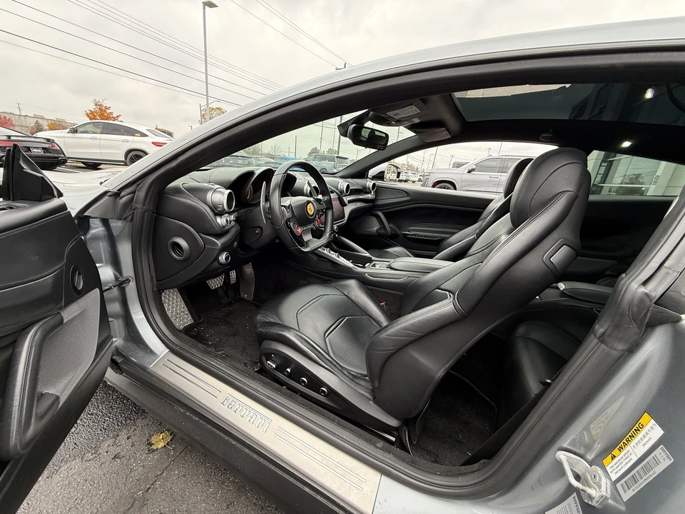 2017 Ferrari GTC4Lusso - Image 3 of 19
