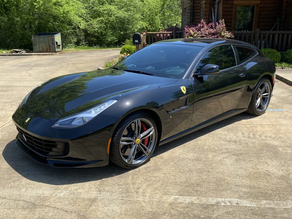2017 Ferrari GTC4Lusso - Image 3 of 31