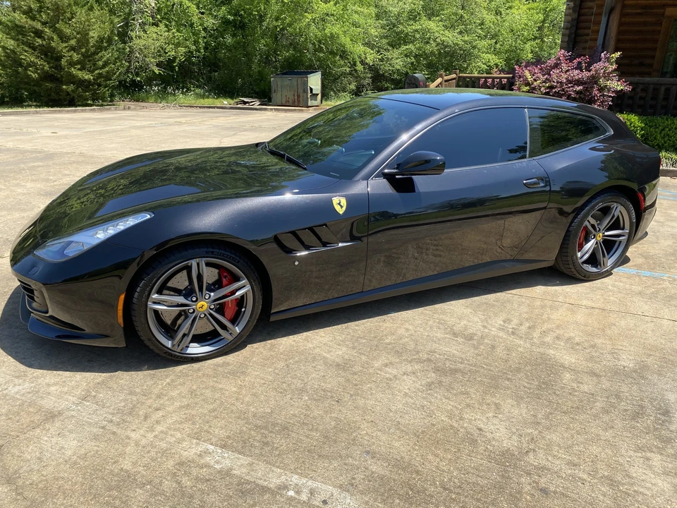 2017 Ferrari GTC4Lusso - Image 2 of 31