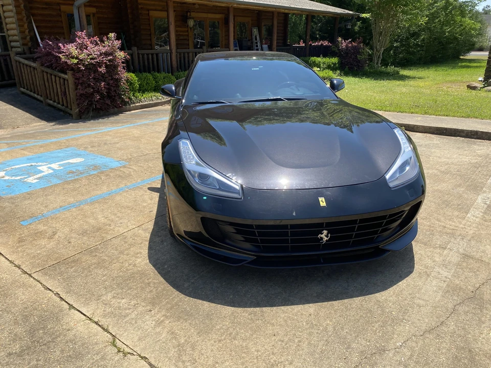 2017 Ferrari GTC4Lusso - Image 8 of 31