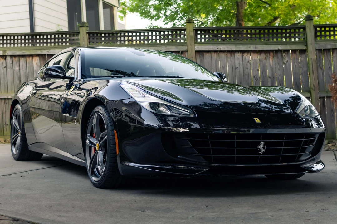 2017 Ferrari GTC4Lusso - Image 3 of 31