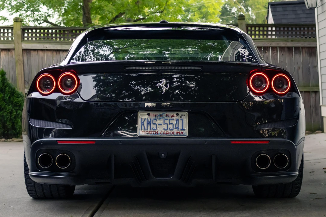 2017 Ferrari GTC4Lusso - Image 5 of 31