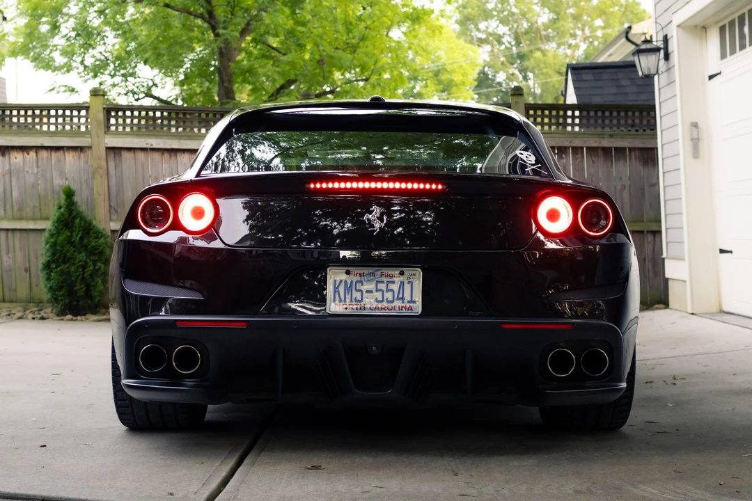 2017 Ferrari GTC4Lusso - Image 9 of 31