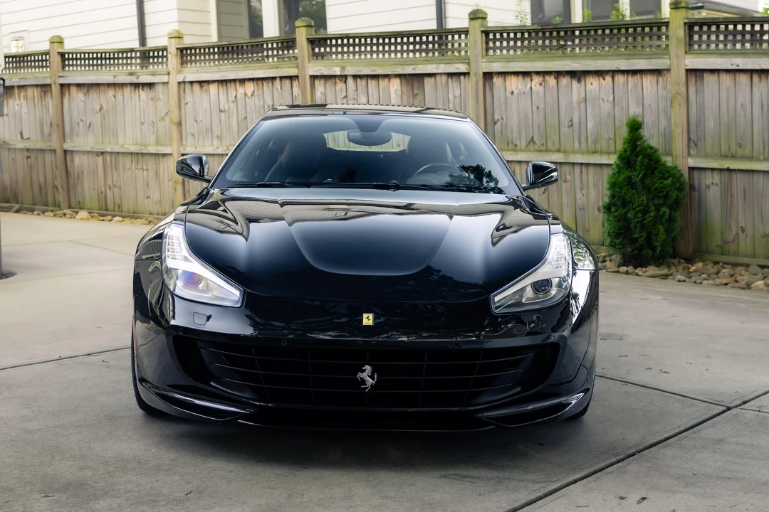 2017 Ferrari GTC4Lusso - Image 6 of 31