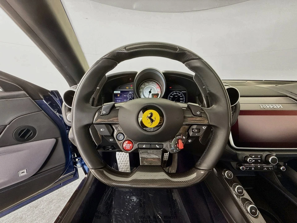 2017 Ferrari GTC4Lusso - Image 10 of 31