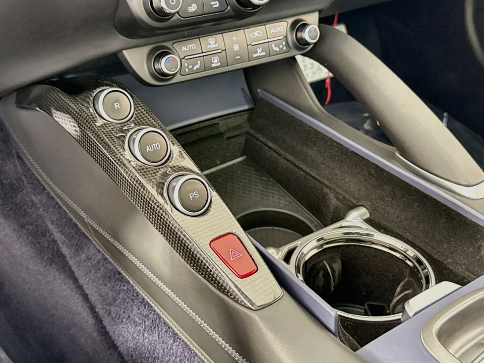 2017 Ferrari GTC4Lusso - Image 15 of 31