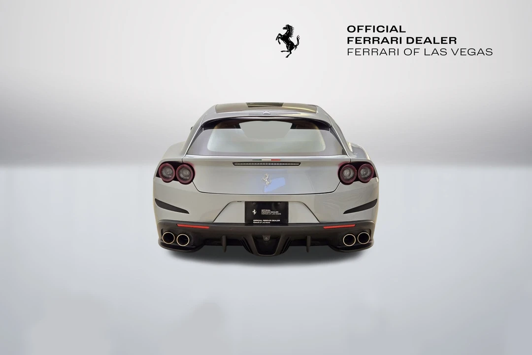 2017 Ferrari GTC4Lusso - Image 8 of 31