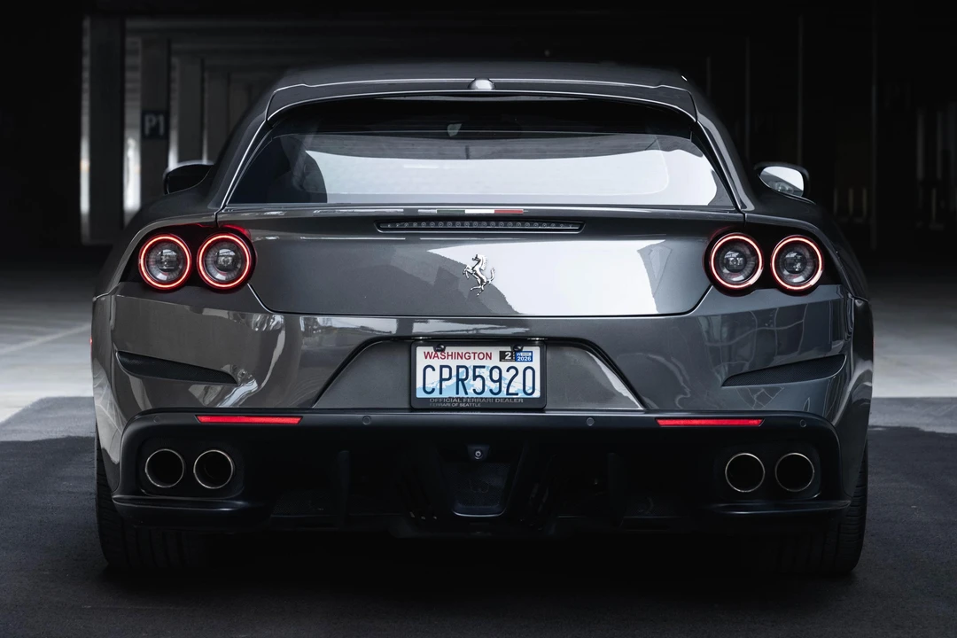 2017 Ferrari GTC4Lusso - Image 5 of 21
