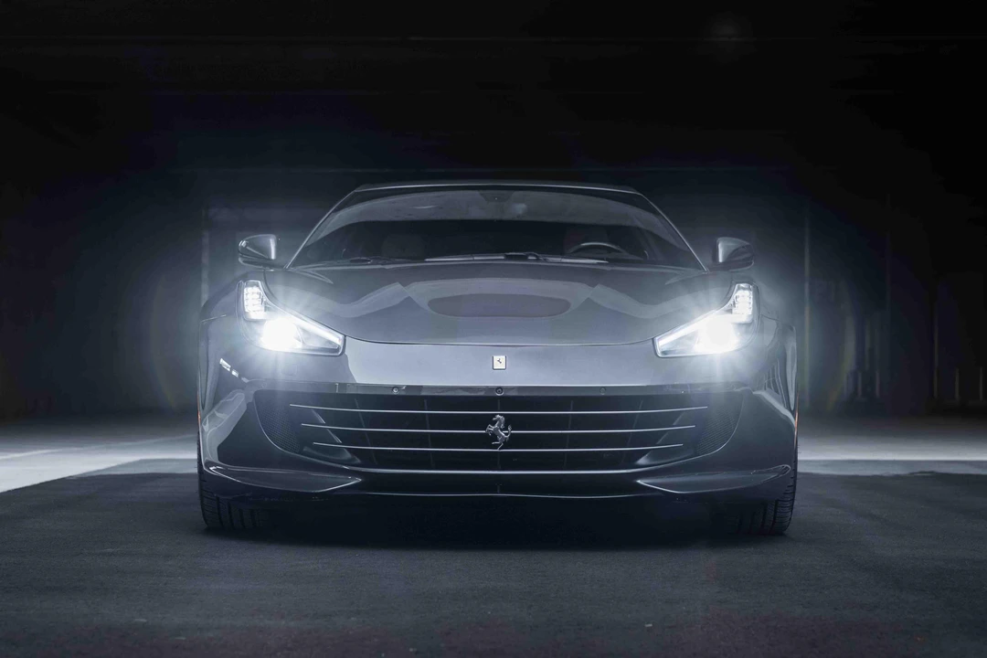 2017 Ferrari GTC4Lusso - Image 7 of 21