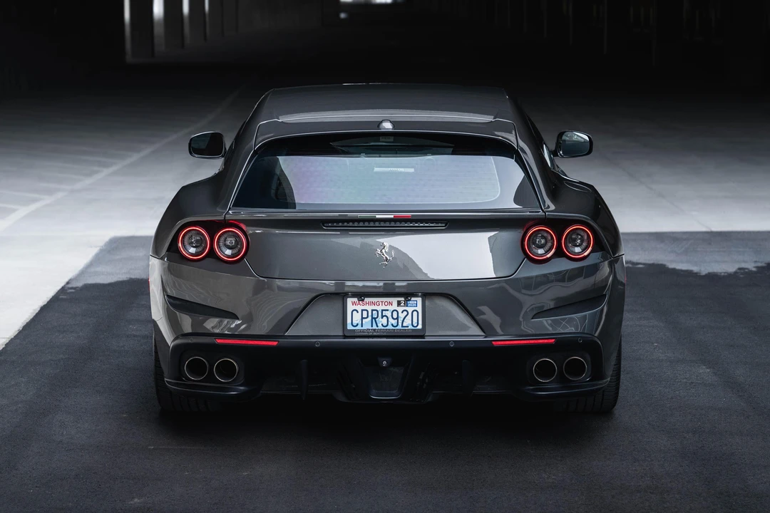 2017 Ferrari GTC4Lusso - Image 16 of 21