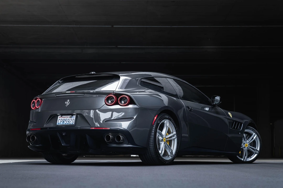 2017 Ferrari GTC4Lusso - Image 20 of 21