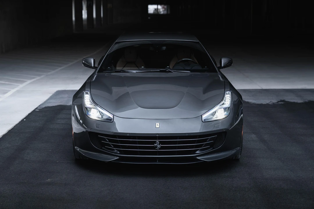 2017 Ferrari GTC4Lusso - Image 6 of 21