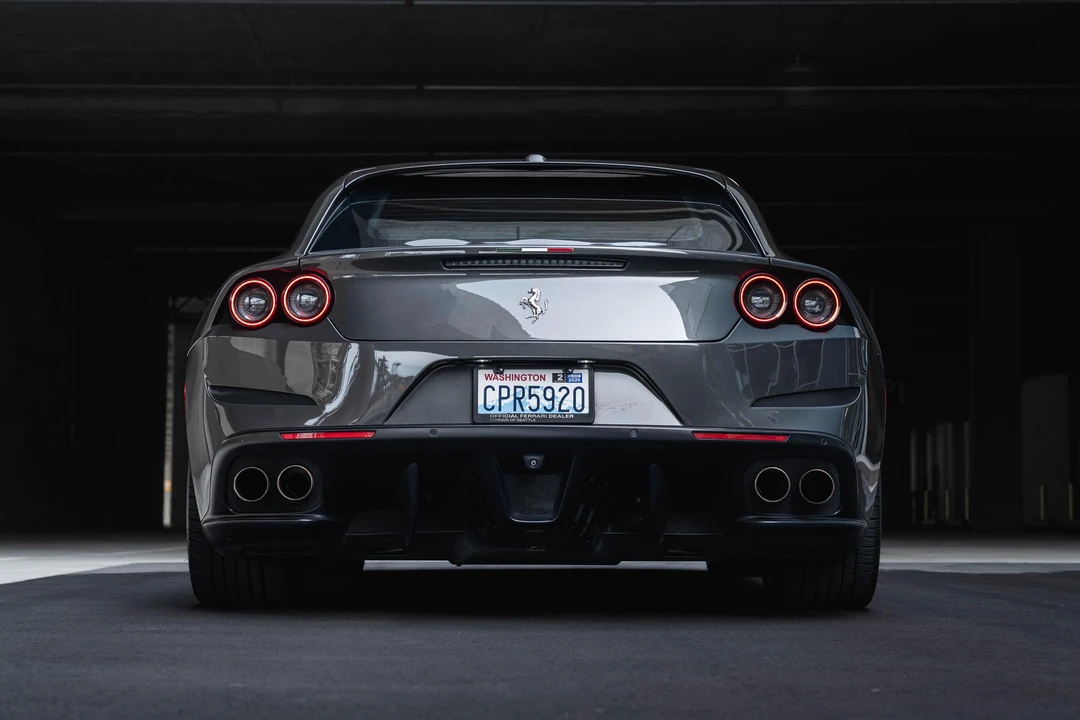 2017 Ferrari GTC4Lusso - Image 17 of 21