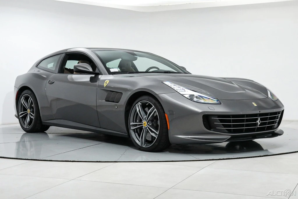 2017 Ferrari GTC4Lusso - Image 10 of 21