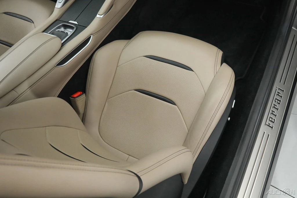 2017 Ferrari GTC4Lusso - Image 21 of 21