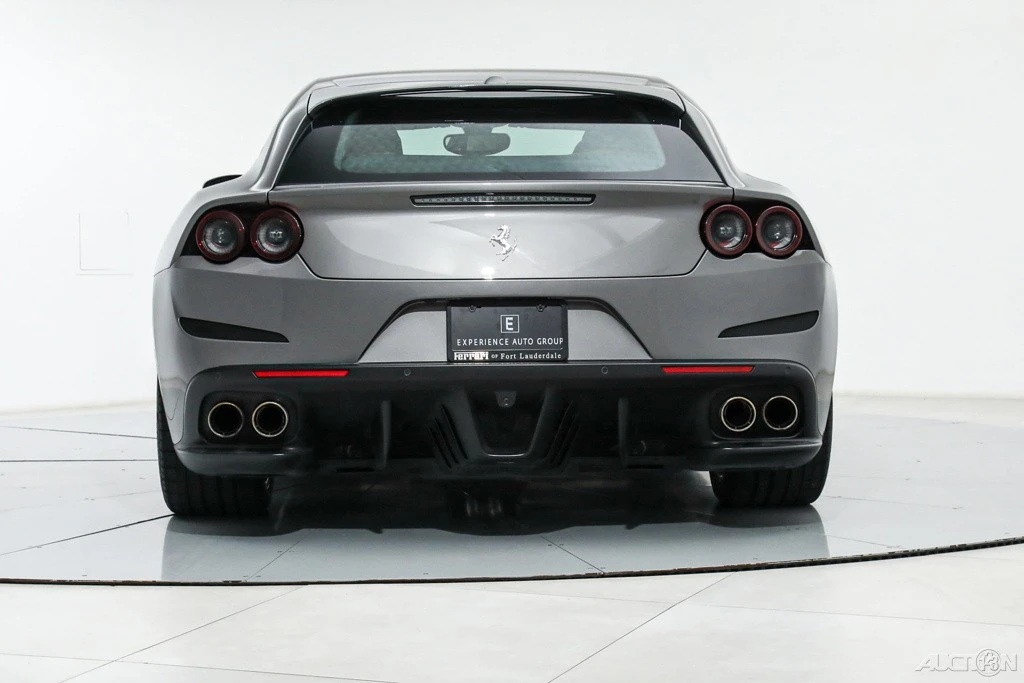 2017 Ferrari GTC4Lusso - Image 8 of 21