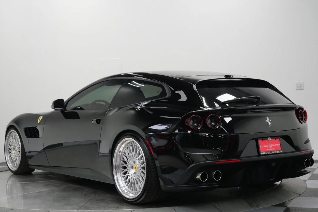 2017 Ferrari GTC4Lusso - Image 7 of 21