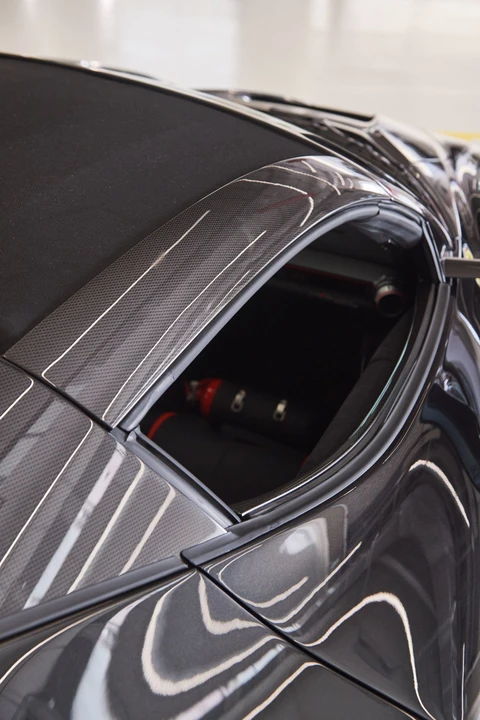 2017 Ferrari LaFerrari Aperta - Image 11 of 30