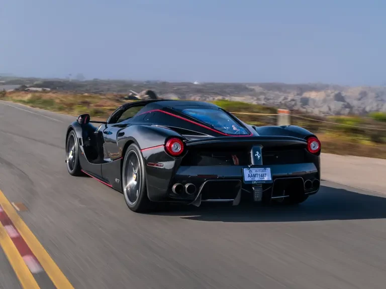 2017 Ferrari LaFerrari Aperta - Image 21 of 24