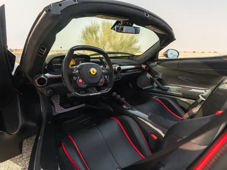 2017 Ferrari LaFerrari Aperta - Image 5 of 31
