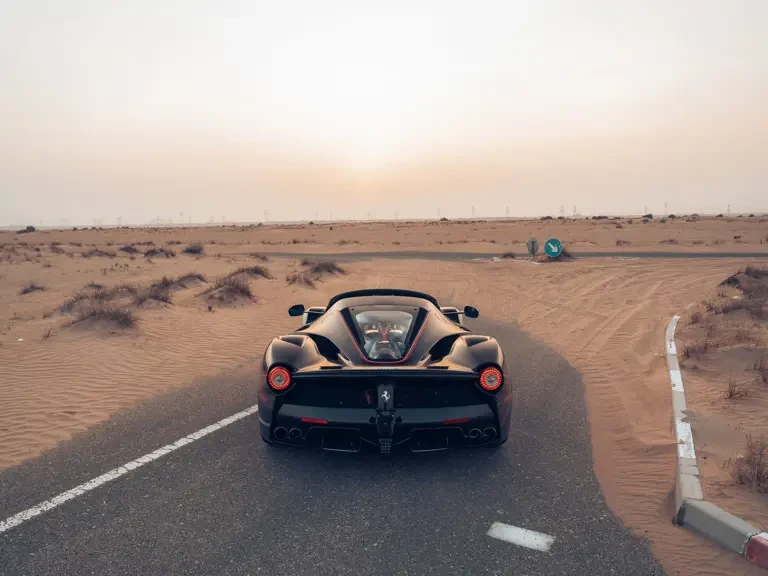 2017 Ferrari LaFerrari Aperta - Image 11 of 31