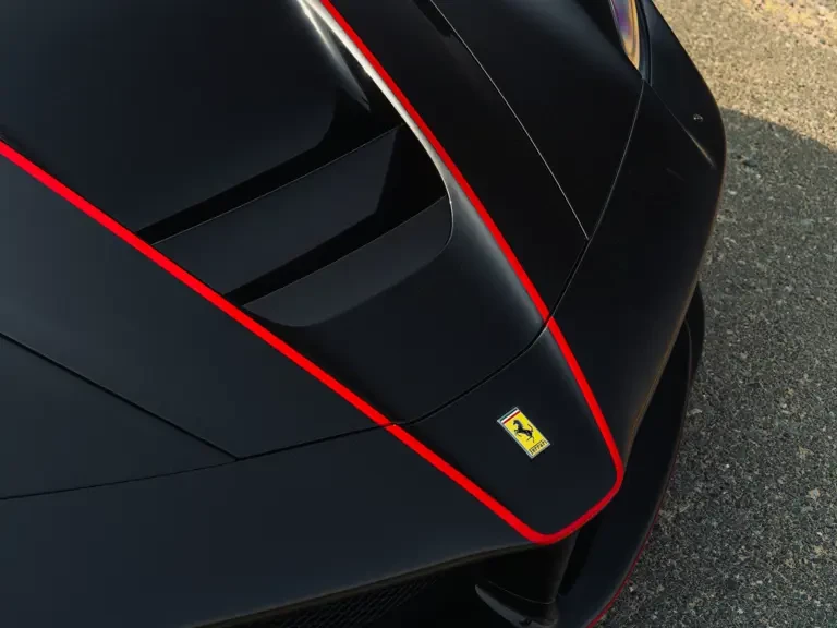2017 Ferrari LaFerrari Aperta - Image 17 of 31