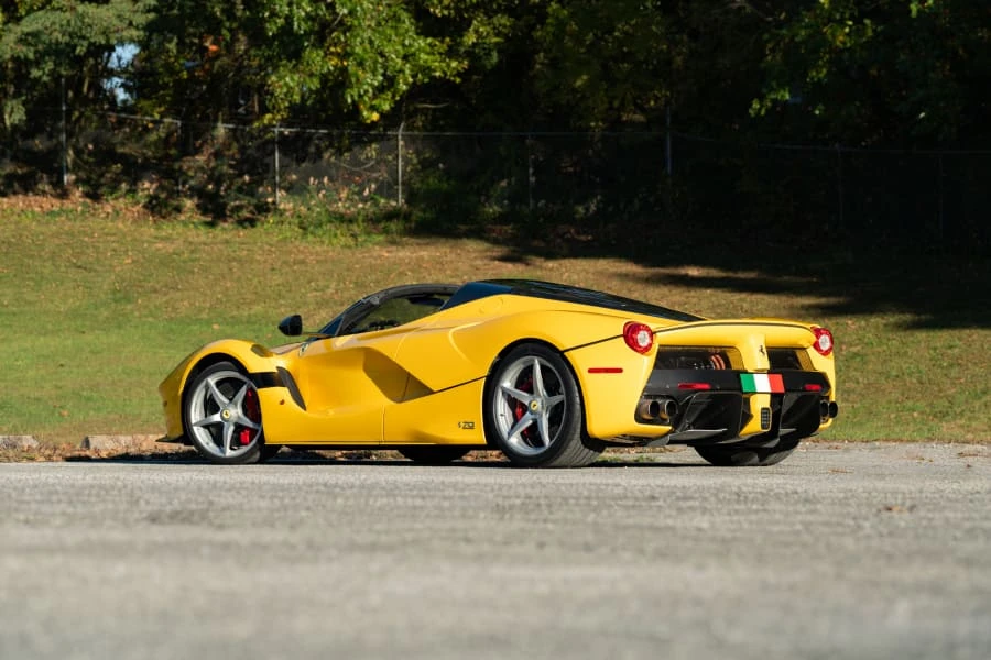 2017 Ferrari LaFerrari Aperta - Image 25 of 31
