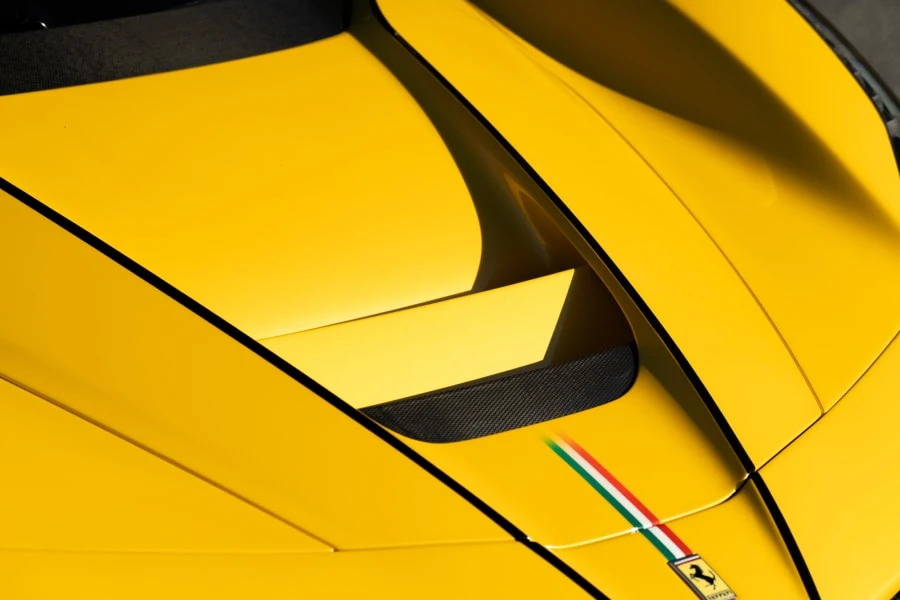 2017 Ferrari LaFerrari Aperta - Image 14 of 31