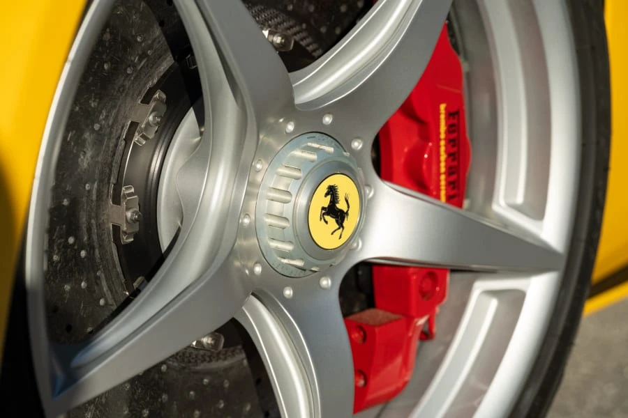 2017 Ferrari LaFerrari Aperta - Image 24 of 31