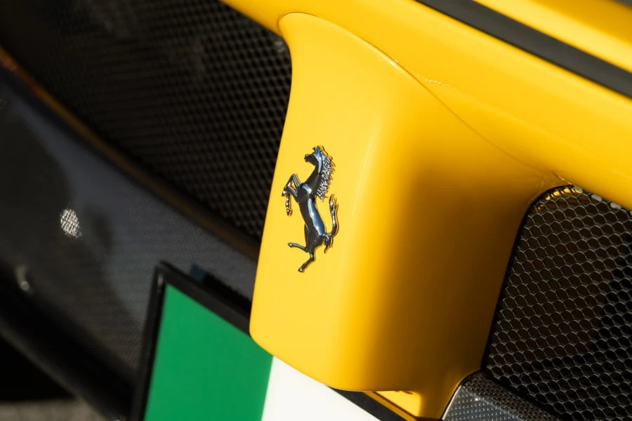 2017 Ferrari LaFerrari Aperta - Image 18 of 31