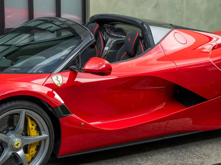 2017 Ferrari LaFerrari Aperta - Image 26 of 31