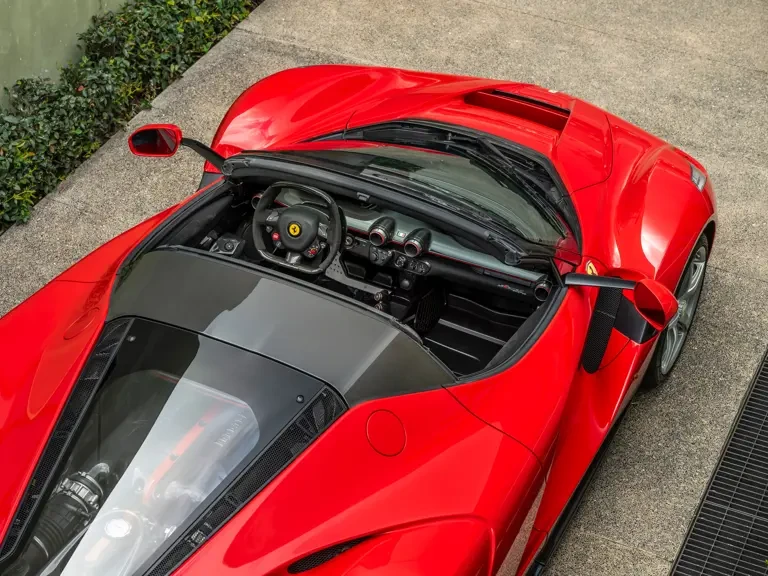2017 Ferrari LaFerrari Aperta - Image 29 of 31