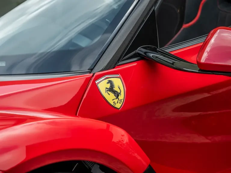 2017 Ferrari LaFerrari Aperta - Image 30 of 31
