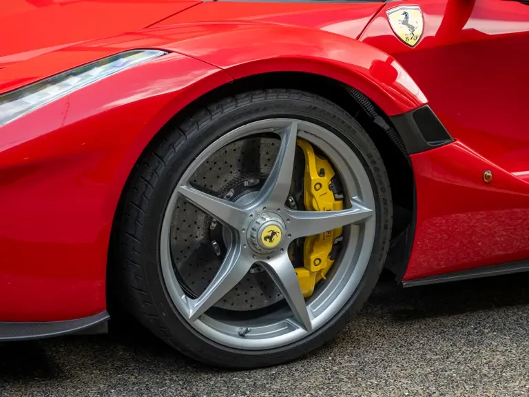 2017 Ferrari LaFerrari Aperta - Image 25 of 31