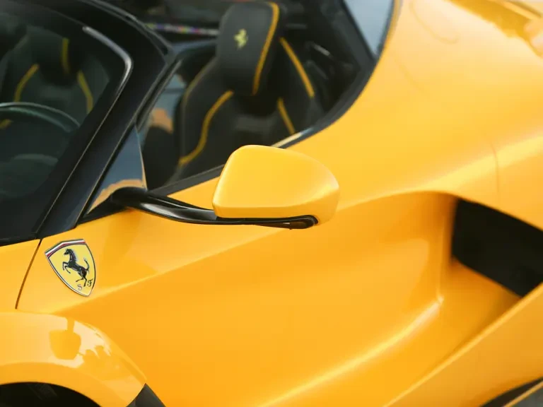 2017 Ferrari LaFerrari Aperta - Image 16 of 31