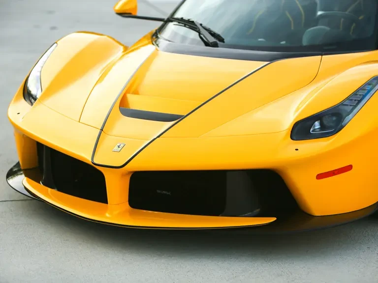 2017 Ferrari LaFerrari Aperta - Image 17 of 31