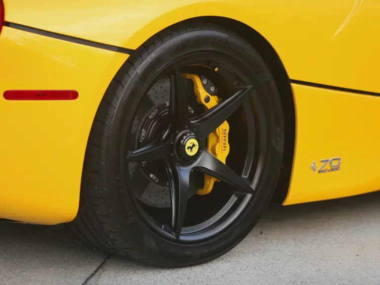 2017 Ferrari LaFerrari Aperta - Image 11 of 31