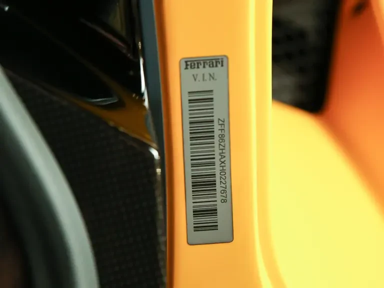 2017 Ferrari LaFerrari Aperta - Image 29 of 31
