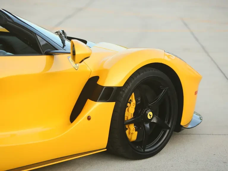 2017 Ferrari LaFerrari Aperta - Image 14 of 31