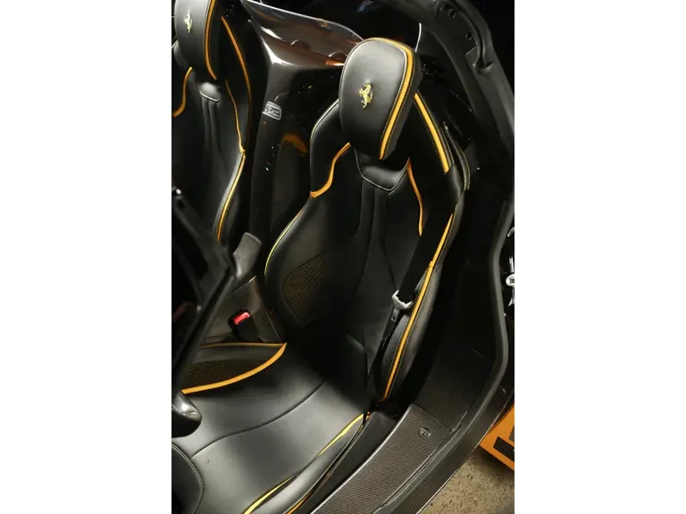 2017 Ferrari LaFerrari Aperta - Image 24 of 31